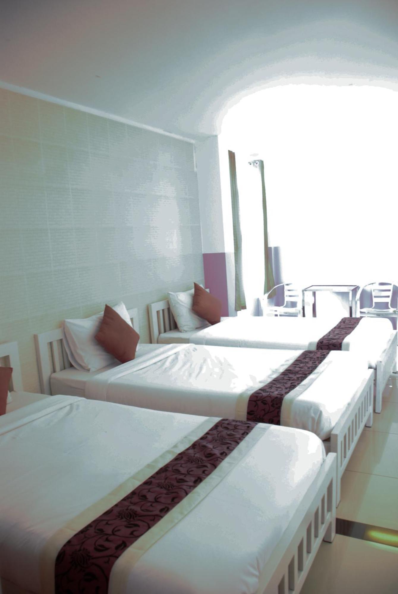 Ratchada 17 Place Bangkok Exterior photo